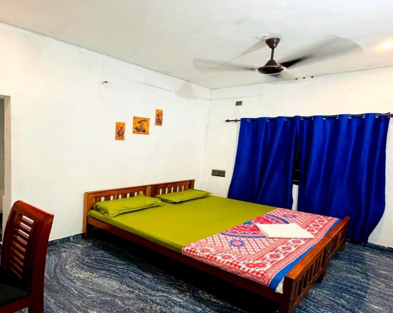 Raelyn'S Homestay Kochi Exterior photo