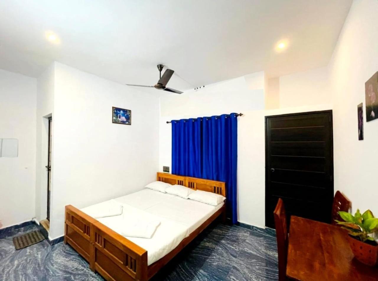 Raelyn'S Homestay Kochi Room photo
